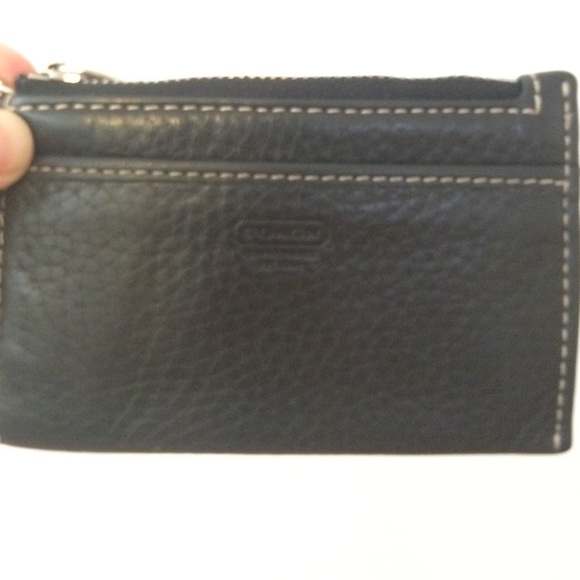 Small leather coach coin purse - Picture 2 of 3