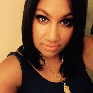 Meet your Posher, Sonya