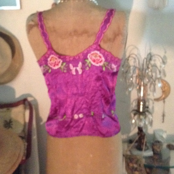 Embroidered cami - Picture 3 of 4