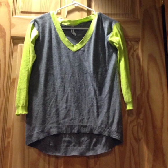 'Aeropostale' long sleeve shirt. Size- XS