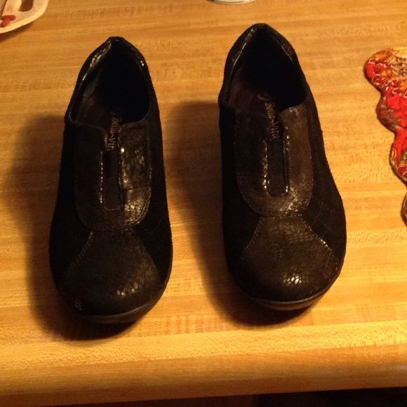 Bella Vita Black Sigma Shoes