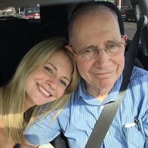 Meet your Posher, Andrea