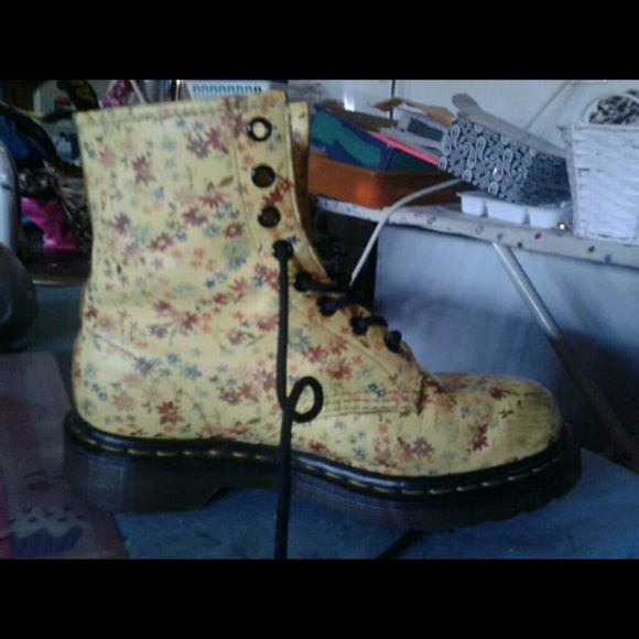 Dr.Martens