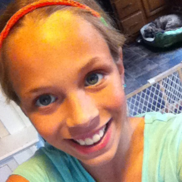 Headband - Picture 2 of 3