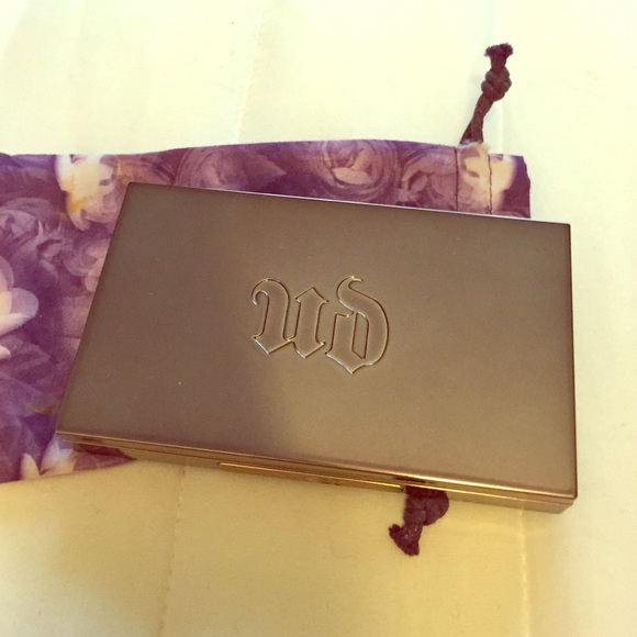 Urban decay Naked powder foundation💋