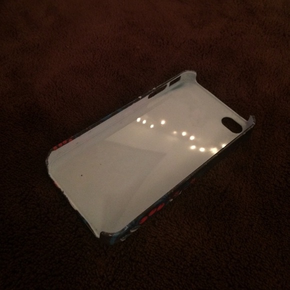 iPhone 4/4s Clip-On Case - Picture 2 of 2