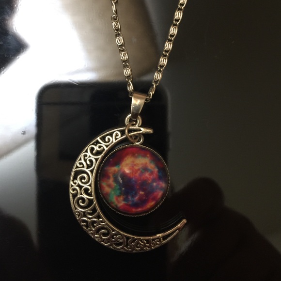 ⛔️sold⛔️Brand new. Galaxy necklace - Picture 2 of 4
