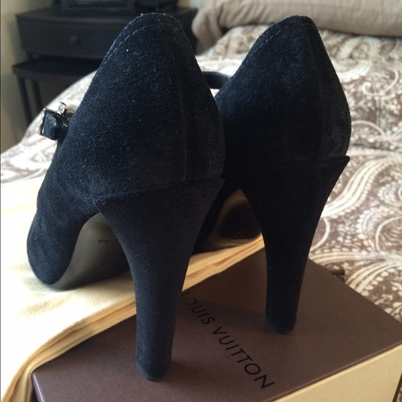 Louis Vuitton heels - Picture 3 of 3