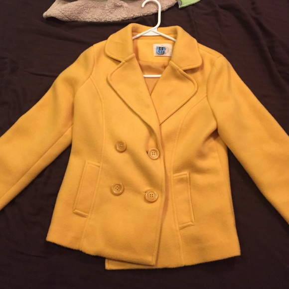 Yellow coat
