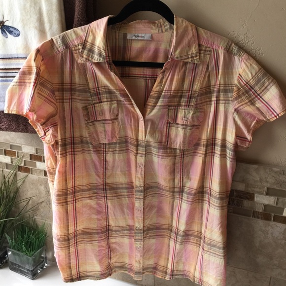 Button front shirt sleeve top