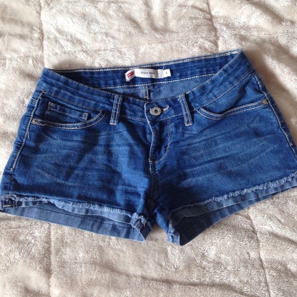 Levi's shorts