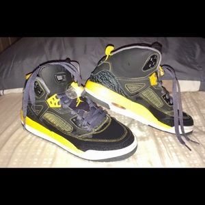 Boys Jordan Spizikes