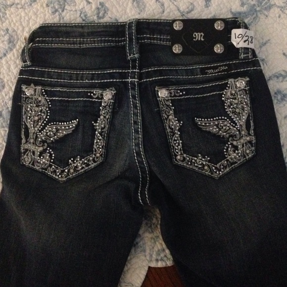 Youth Miss Me Jeans - Picture 1 of 3