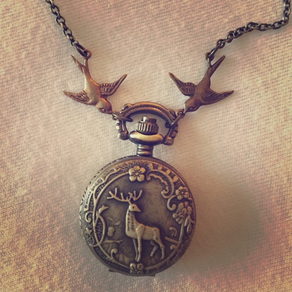 Clock necklace, nature theme !