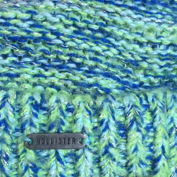 Funky colored hollister beanie - Picture 2 of 2