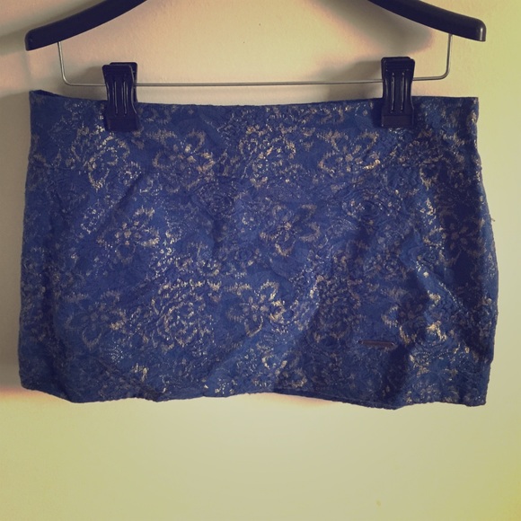 Blue and Gold print Abercrombie & Fitch mini skirt - Picture 1 of 4
