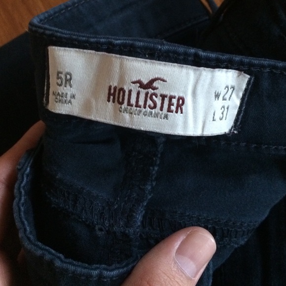 Navy hollister jeans - Picture 3 of 3