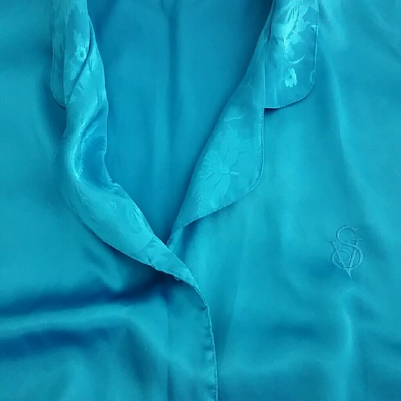 Victoria's Secret Silky Nighty - Picture 2 of 3