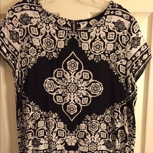 Black & white Moroccan print blouse