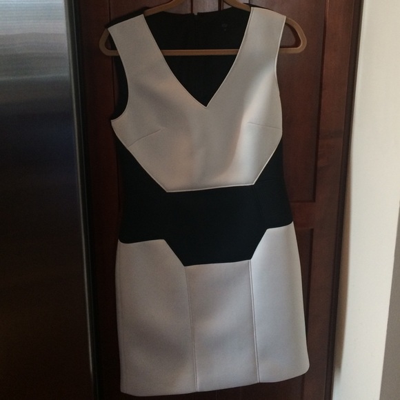 NEW Tibi black and white dress