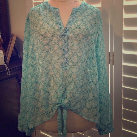 Chico's top!