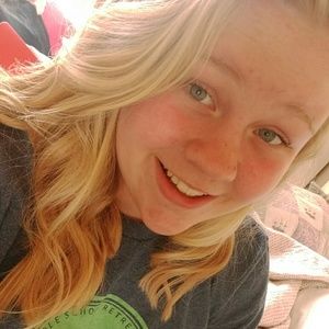 Meet your Posher, Lois