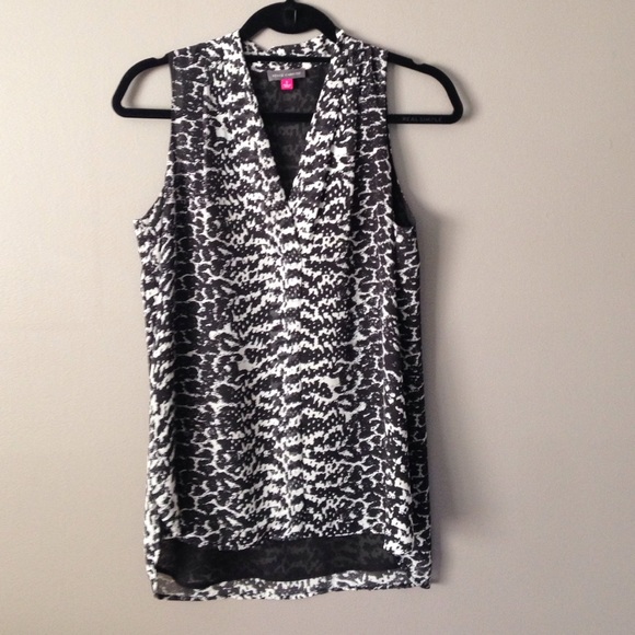 Vince Camuti print tank blouse