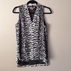 Vince Camuti print tank blouse