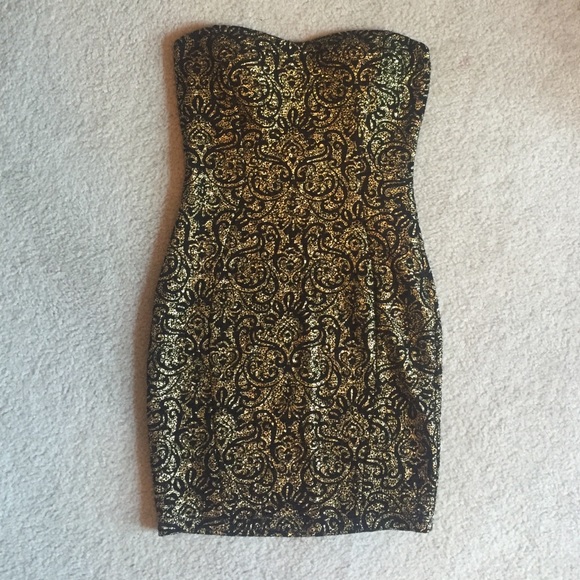 GOLD FORMAL DRESS