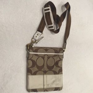 COACH crossbody bag with leather cream