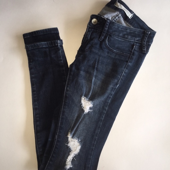 Bullhead skinny jeans