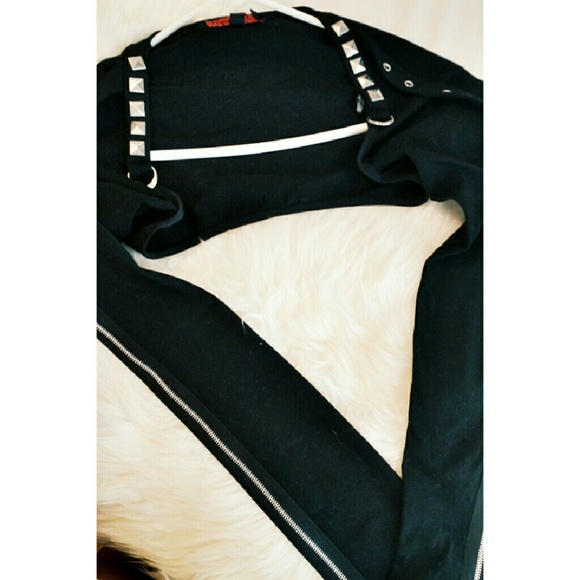 ✨Black Shrug