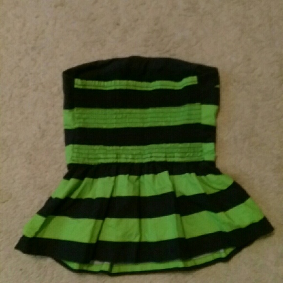 Hollister green and navy blue top - Picture 3 of 4