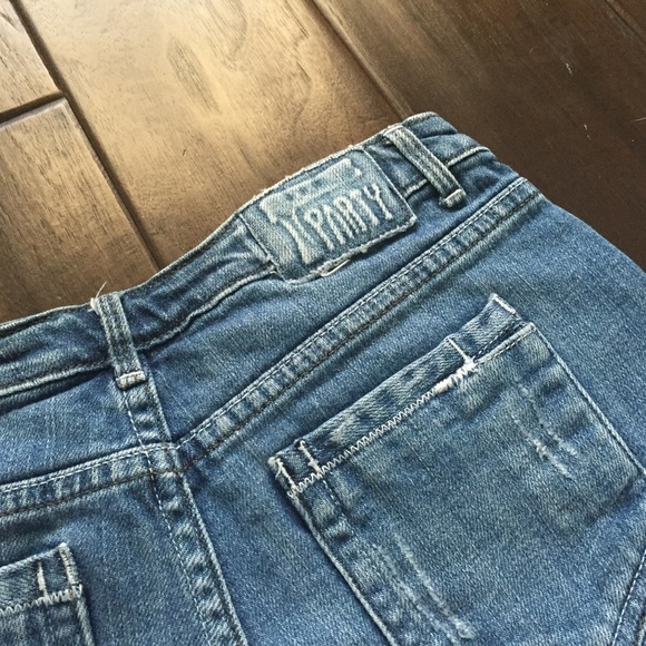 ❌Sold ❌ in bundle - Picture 3 of 4