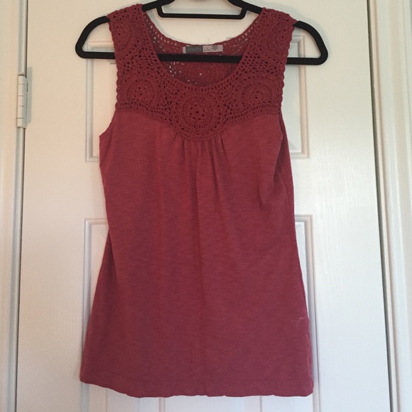 Red woven sleeveless shirt