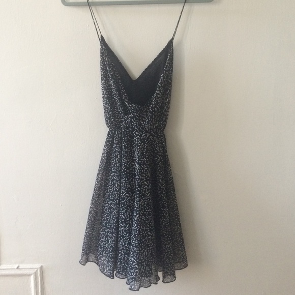 Forever 21 spotted black and white dress - Picture 2 of 3