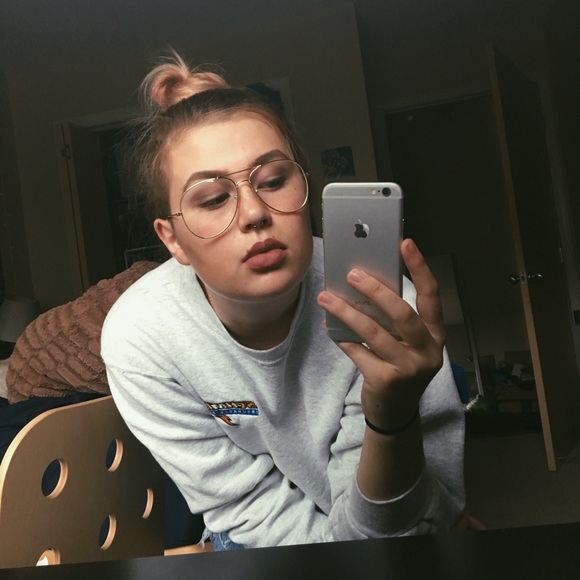 Meet your Posher, Jay! - Picture 4 of 5