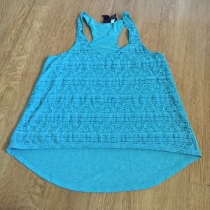 Weavers Blue Loose Fitting High-Low Shirt.