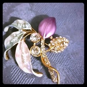 Brooch pin
