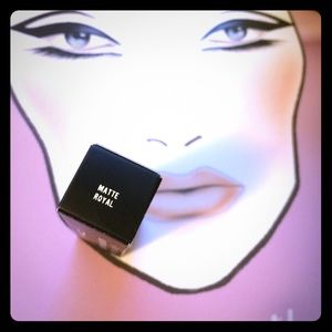 💙💙MAC LIPSTICK IN MATTE ROYAL 💙💙