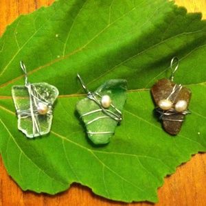 Jewelry - Sea glass and freshwater pearl pendants Jewelry - Sea glass and freshwater pearl pendants