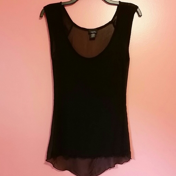 Black High Low Sheer Back Tee