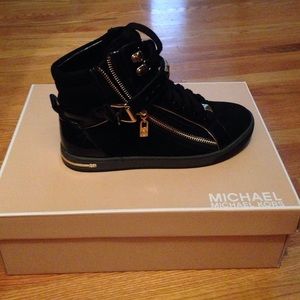 Urban studded high top leather sneaker