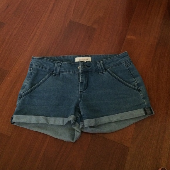 Forever 21 Pants - Basic Jean Shorts