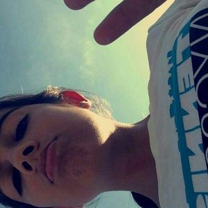 Meet your Posher, Valentina