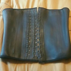 Waist Trainer