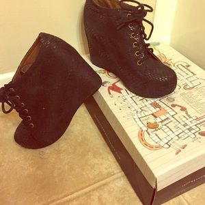 Jeffrey Campbell 99 ties with original box