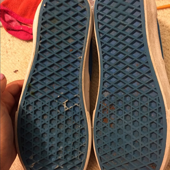Vans - Picture 4 of 4