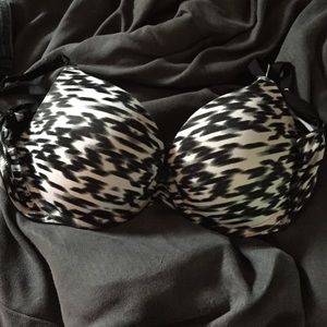 32d PINK bra