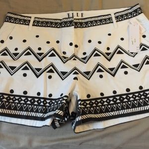 Black&White Aztec Shorts